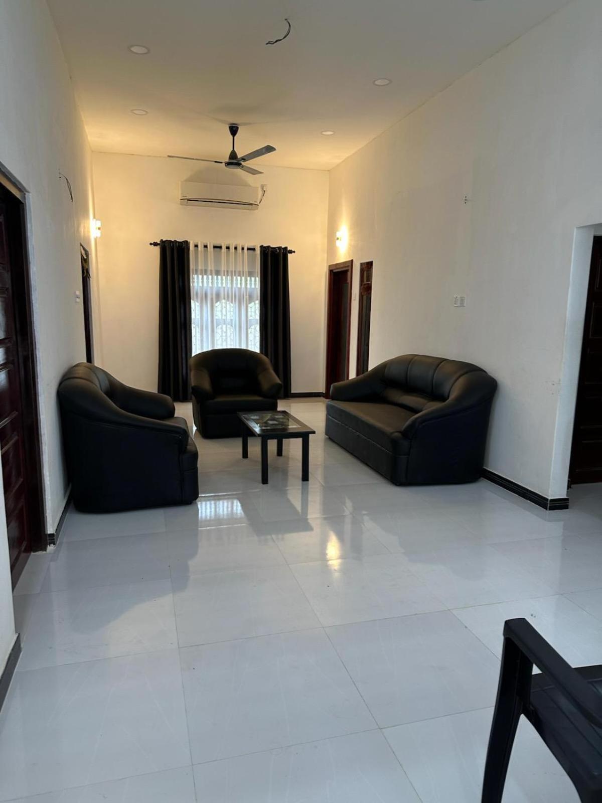 Cozy Sri Lanka House 4Br -- Shanmuga Vacation House Джафна Екстер'єр фото