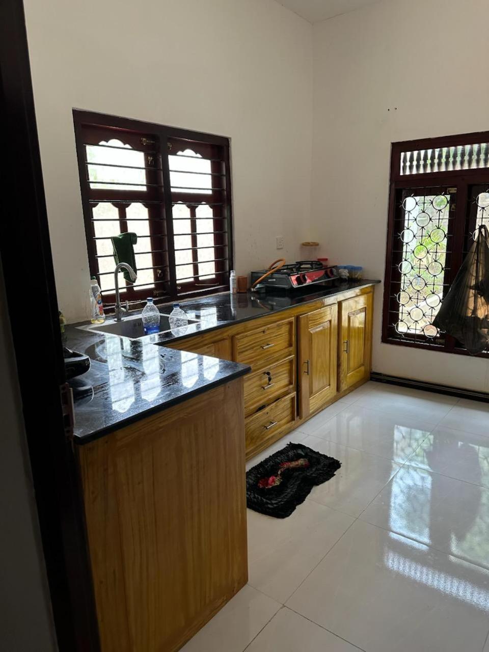 Cozy Sri Lanka House 4Br -- Shanmuga Vacation House Джафна Екстер'єр фото